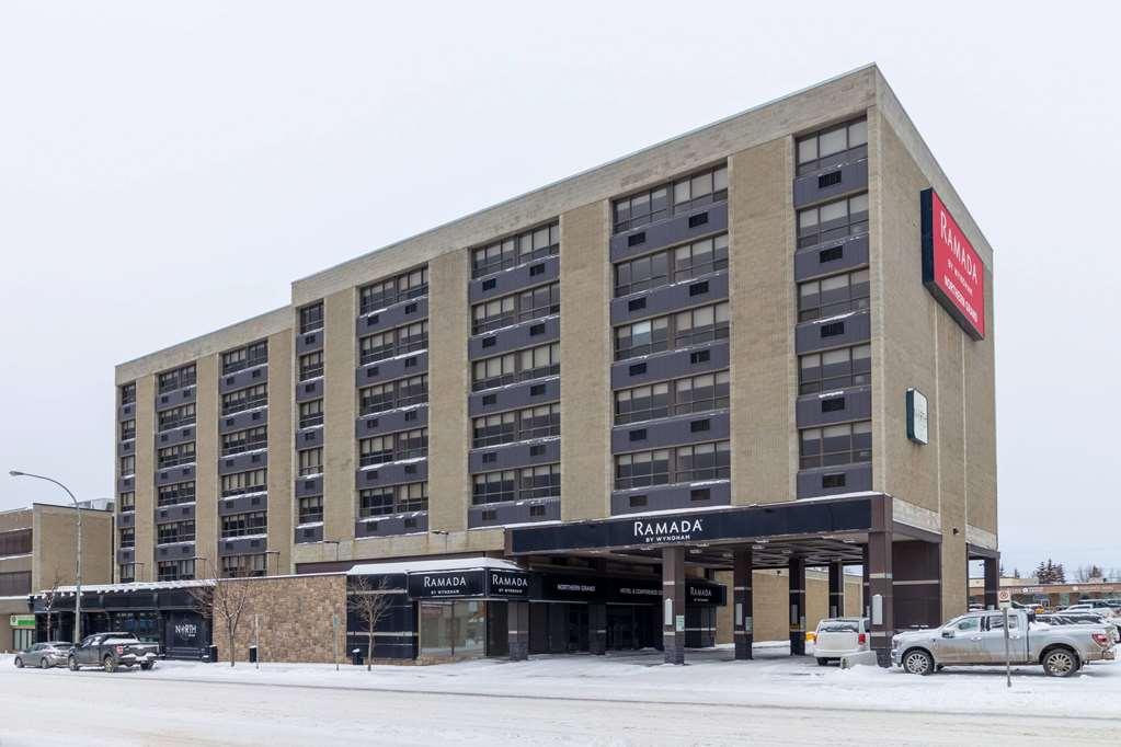Ramada By Wyndham Northern Grand Hotel & Conference Centre Fort St. John Екстер'єр фото